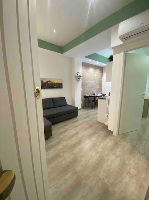 La Casa Di Marco Polo Apartment โรม ภายนอก รูปภาพ